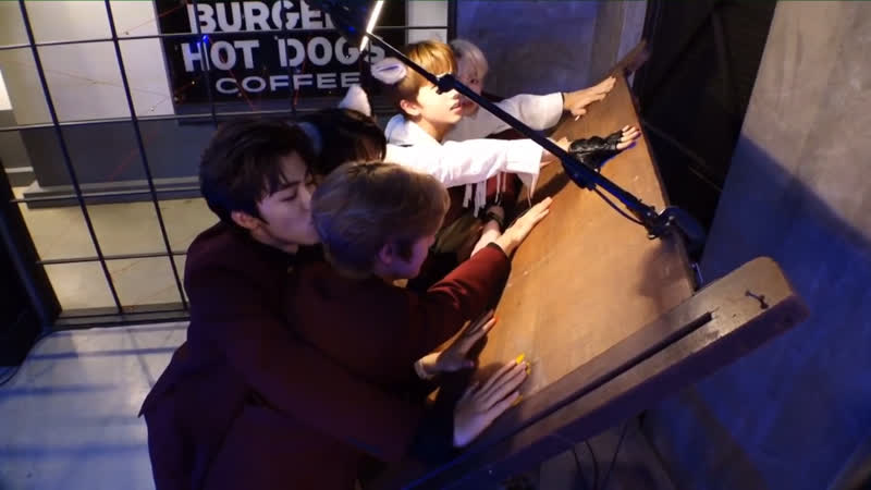 Right in front of my salad | renmin