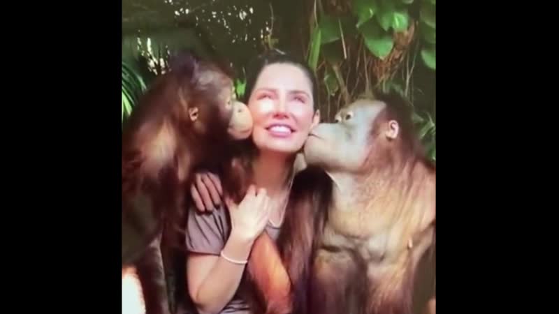 Наташа полетела на отдых!