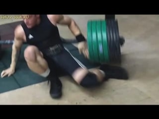 150 кг уронил на ногу