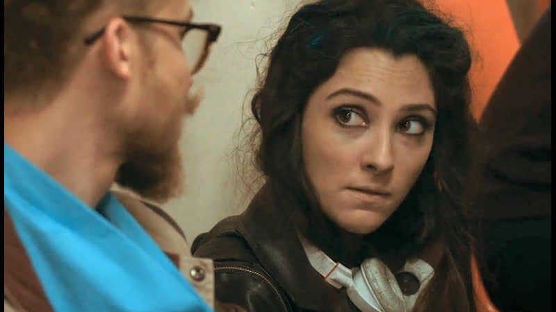 На следующей выходим / coborâm la prima 2018