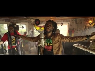 Inner circle, chronixx tenement yard (news carrying dread)