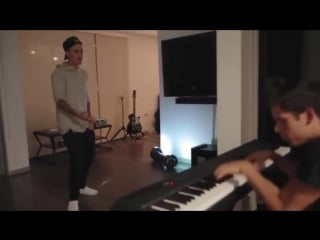 Я помешана на этом великолепном голосе паблик videos of justin bieber