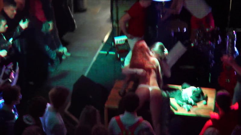 Желідегі дефлорация туралы порно видео