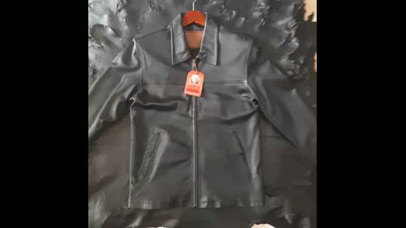 Jaket kulit pria hitam model simple