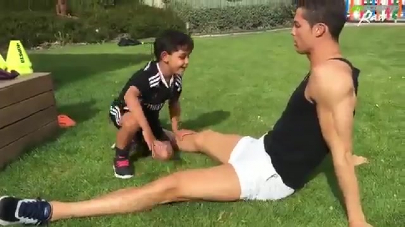 Криштиану роналду тренируется вместе с сыном | cristiano ronaldo &amp; cristianinho