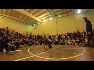 💪 powertricks battle porn armor vs golub | preselect | combonation 8 | day 1 #bgirl #breakdance