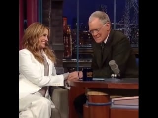 Julia roberts and david letterman’ kisses