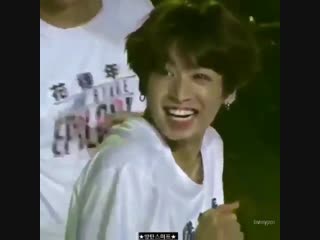 Jungkook lifting his shoulders when he smiles is big kookoo energy