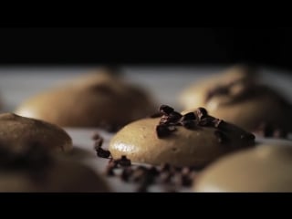 La recette des macarons croquants, café‑chocolat blanc by carte noire