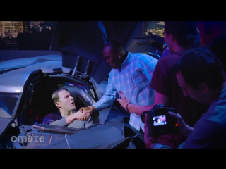 Ben affleck surprises fans in the batmobile