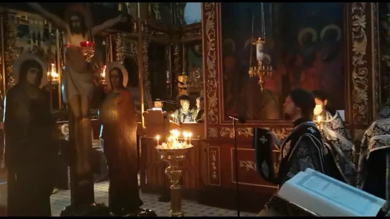 Прокимен «разделиша ризы моя себе»