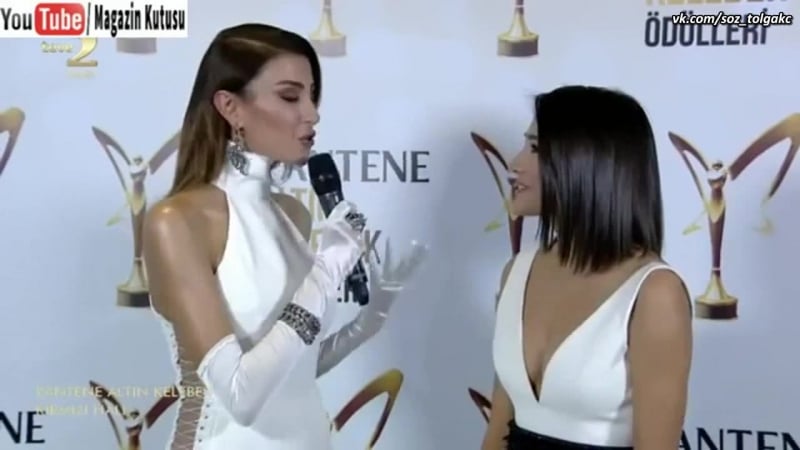 Aybuke pusat | pantene altın kelebek ödül töreni kırmızı halı röportaj