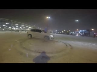 Volkswagen tiguan winter drift