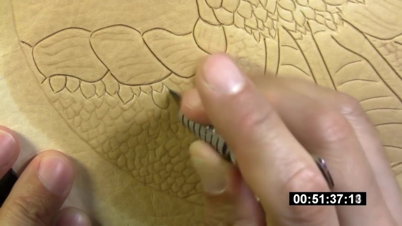 Leathercraft dragon tooling (part 2) carving