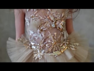 Mischka aoki craftsmanship the making of the spring summer 2018 couture collection