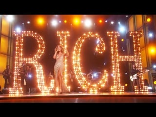 Maren morris "rich" at the 53rd acm awards