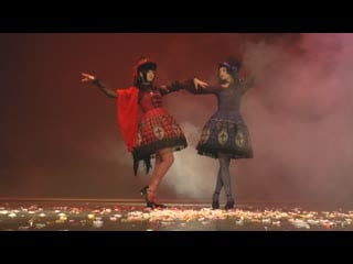 Cosplay street fashion дефиле gothic porn fashion /anicon 2019/