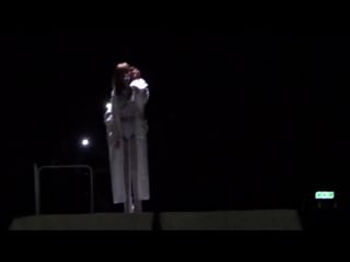 Rihanna love the way you lie (part ii) (wiener stadthalle, vienna, 09 08 2016)