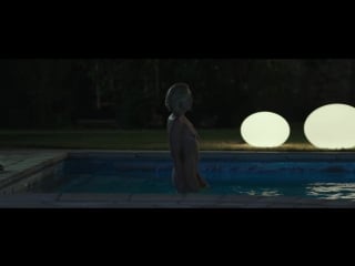 Тони коллетт (toni collette nude scenes in "madame" 2017)