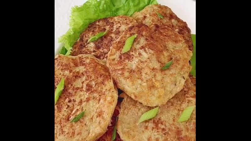 Оладьи с цукини и моцареллой