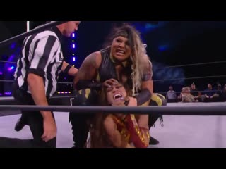 Nyla rose (w/vickie guerrero) vs madi wrenkowski