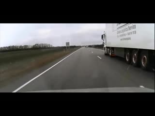 Батя учит дочку экстремальному вождению