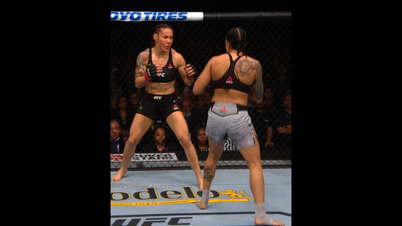 Топ 5 лучших нокаутов в женских боях!