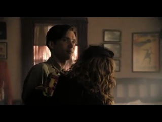 Keira knightley sings the edge of love