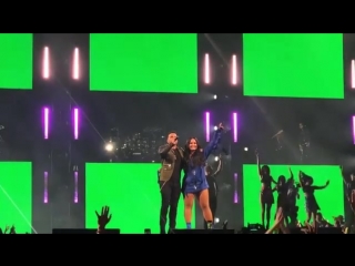 Demi lovato & luis fonsi performing “despacito” at americanairlines arena in miami, fl march 30th