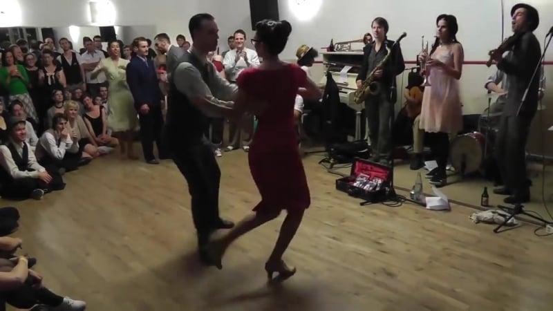 Танцевальный батл в стиле 30 х годов, зажигательные танцы