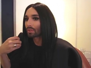 Ich schlafe ohne kleidung interview mit conchita wurst in nürnberg