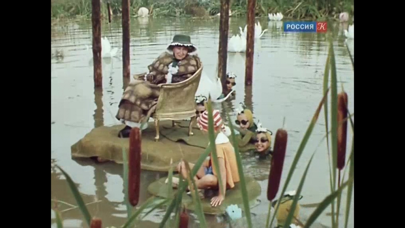 Приключения буратино (1975)