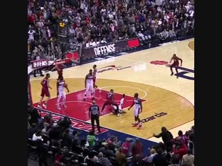 Решающие 2 очка от келли олиника