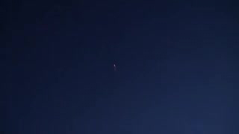 Takogo fejerverka vy esche ne videli 240