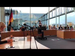 Erinnerungen an den alternativen frauenkongress rede nicole höchst am