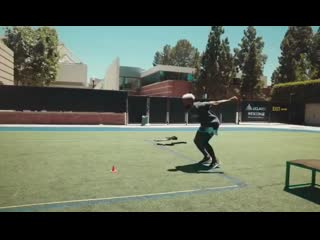 Odell beckham jr doing standing triple jump as part of his off season training program ✅ sprint ✅ jump ✅ skip ✅ bound 🔑 the