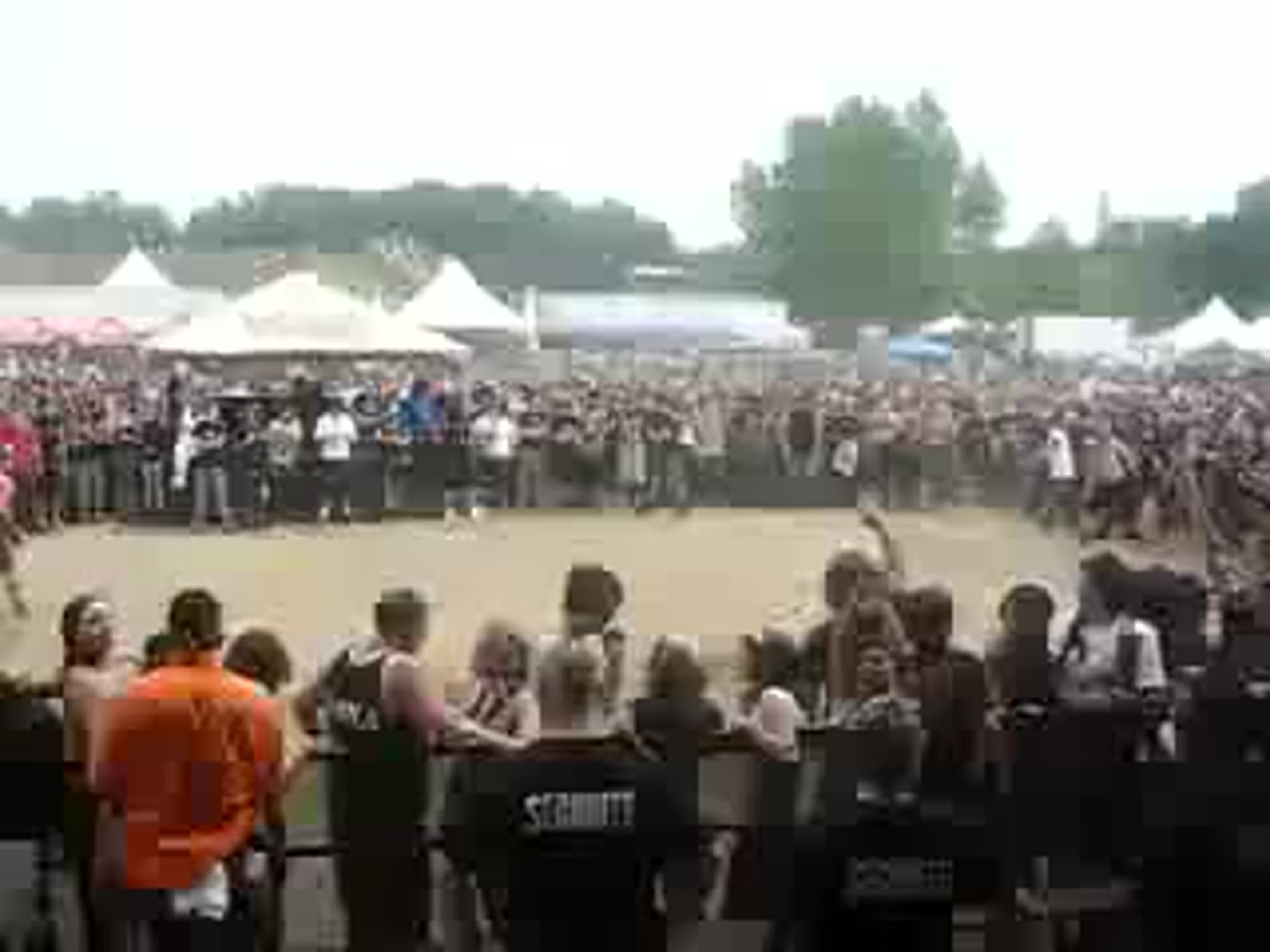 Slam ( wall of porn ) > < watch online