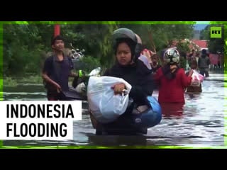 Hundreds displaced as flooding situation in indonesia worsens