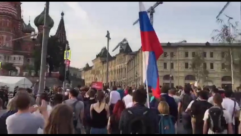 В москве дошли до красной площади