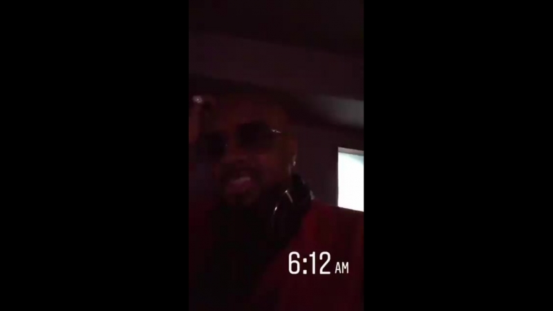 Mariah carey was in studio this morning with jermaine dupri and bryan michael cox in nyc! 12 июня