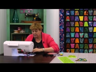 Make an easy sashed tumbler quilt!