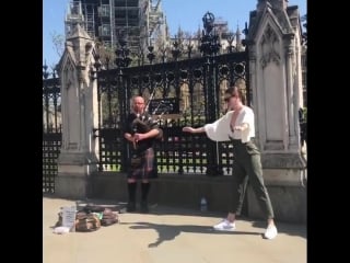 Marie poppins | acdc thunderstruck