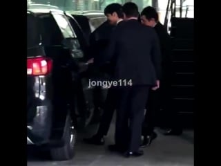 [fancam] 180418 @ coex artium after official commemorative medal release ceremony / kai