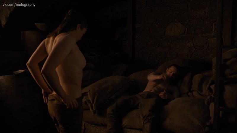Мэйси уильямс (maisie williams) голая "игра престолов" (game of thrones, 2019) сезон 8 / серия 2 (s08e02) hd 1080p