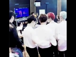 Не отходи далеко, малыш[jikook, kookmin, jungkook, jimin, чигу, чигуки, minkook, slash, gay]