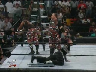 9 summerslam 2000 tag title tables, ladders chairs match edge christian vs hardy boyz vs dudley boyz