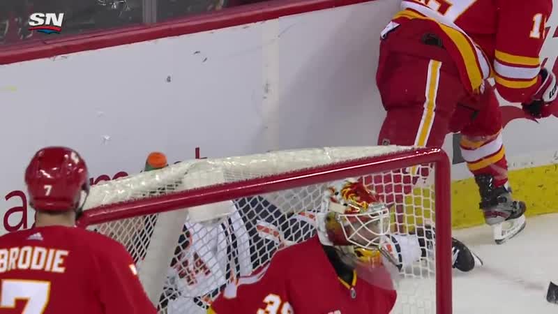 Zack kassian ragdolls matthew tkachuk after taking multiple massive hits
