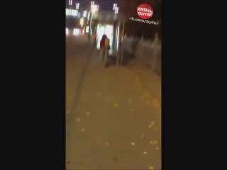 Разбила мордой останоу