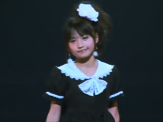 Sayashi riho 『sailor fuku to kikanjuu』 (鞘師里保 セーラー服と機関銃) ash 2009 spring act