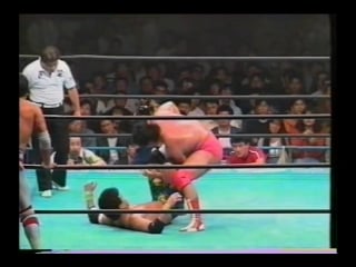 Jumbo tsuruta/akira taue/yoshinari ogawa vs kenta kobashi/mitsuharu misawa/tsuyoshi kikuchi